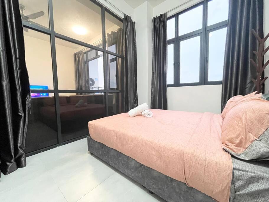 Quartz Near To Jonker Walk With Infinity Pool Cozy 3B2B Apartment Malacca ภายนอก รูปภาพ