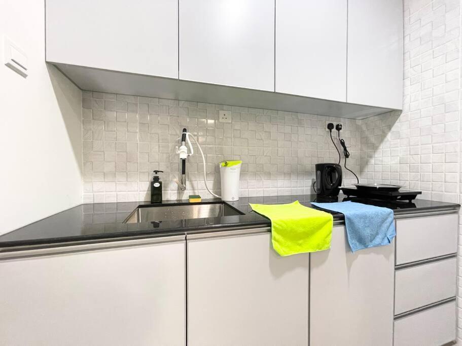 Quartz Near To Jonker Walk With Infinity Pool Cozy 3B2B Apartment Malacca ภายนอก รูปภาพ